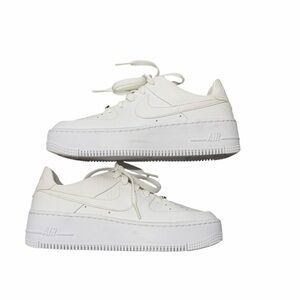 Nike Air Force 1 PLT.AF.ORM White Platform Sneakers W6